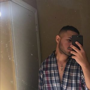 Meet your Posher, Isaac